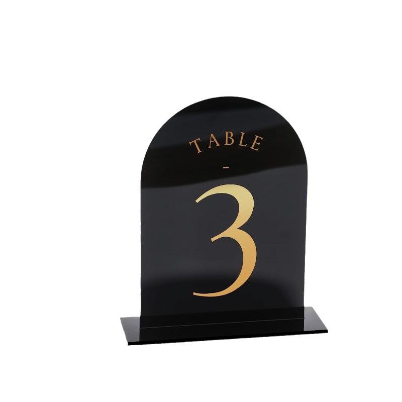 Arched Acrylic Table Numbers W - Table Number Gold recension och pris